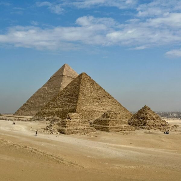giza pyramids