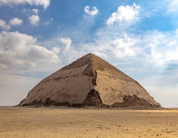 Dahshur: Explore the Bent and Red Pyramids of Ancient Egypt